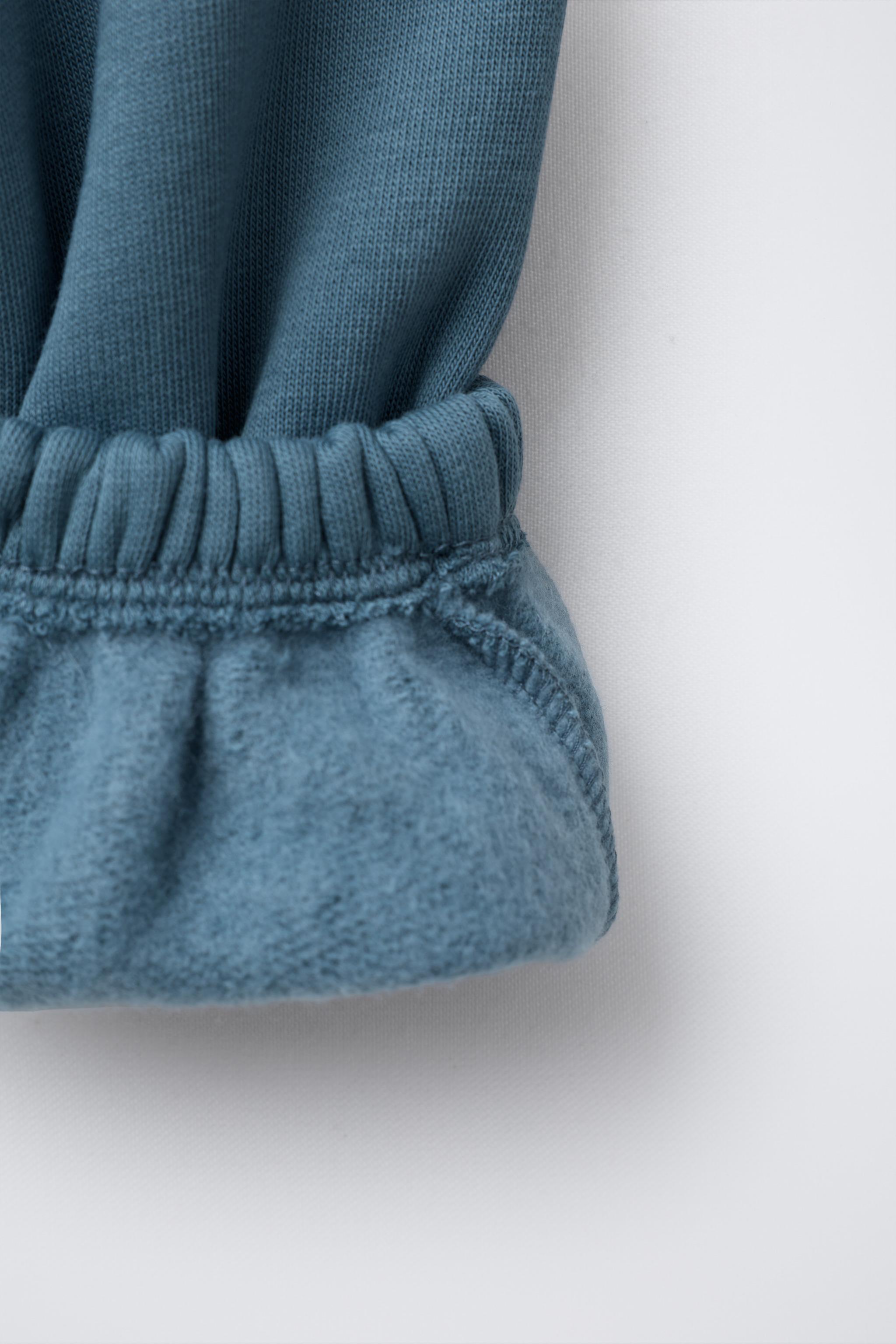 ENSEMBLE JOGGING SWEAT-SHIRT ET PANTALON JOGGER BASIQUE ÉTIQUETTE